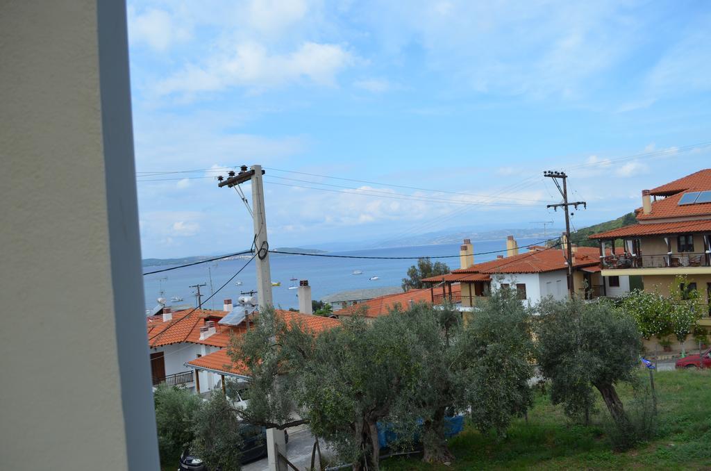 Emmeleia Accommodation By Maria Riga Ouranoupoli Exterior foto